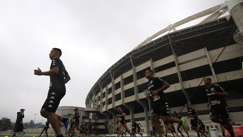 John Textor planeja melhorar estrutura no Botafogo: ‘Vamos investir massivamente em locais para treinos’