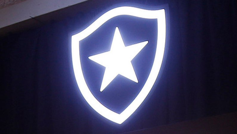 Escudo do Botafogo em General Severiano