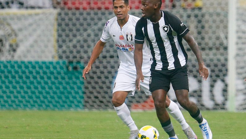 Patrick de Paula tem chance de recuperar espaço no Botafogo em jogo da Copa do Brasil