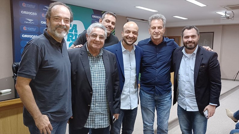 Osório (Vasco), Rubens Lopes, Landim (Flamengo) e Mário Bittencourt (Fluminense) em assembleia da Ferj 