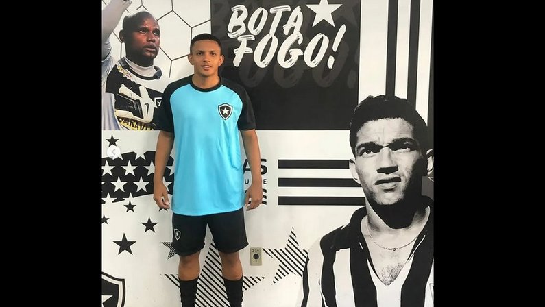 Paulinho, ex-Cruzeiro e São Paulo, reforça o Botafogo