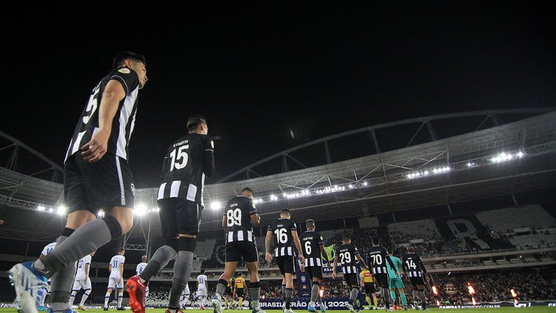Loffredo: ‘Botafogo nem é time sensacional nem é sem vergonha. Acho que não é para Z-4’