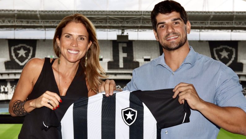 Paula Young e Rafael Ganem no Botafogo