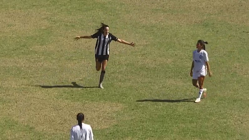 Botafogo marca no último lance, vence Bahia e assume a liderança no Brasileiro Feminino A2