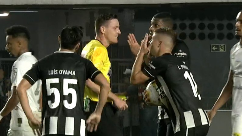 Árbitro Ramon Abatti Abel em Santos x Botafogo | Campeonato Brasileiro 2022