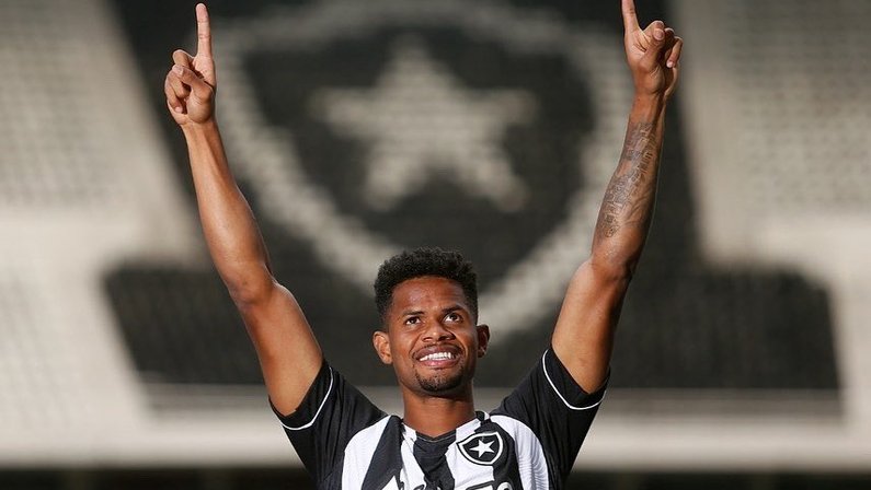 Júnior Santos, do Botafogo