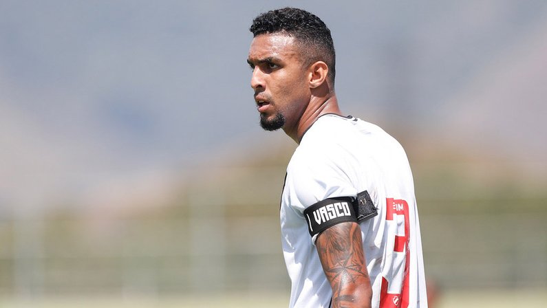 Depois de Iago André, Botafogo contrata mais quatro jogadores para o time B; conheça as caras novas
