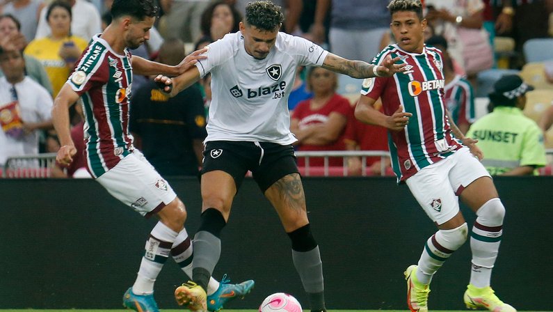 Empate entre Fluminense e Botafogo rende à TV Globo a maior audiência do dia