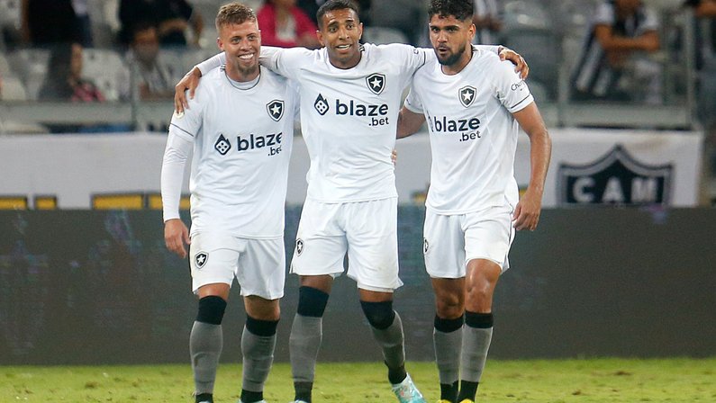 ‘A perspectiva para a próxima temporada do Botafogo é muito boa’, avalia Loffredo