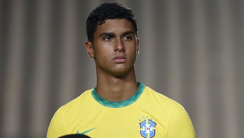 Bernardo Valim, do Botafogo, é convocado pela Seleção Brasileira Sub-17 para o Sul-Americano