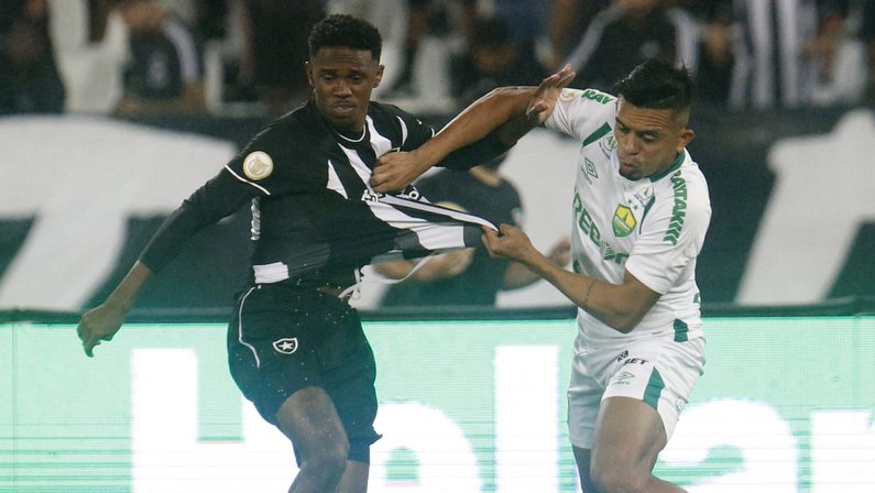 Desmanche, venda de Jeffinho e saída de Lucas Fernandes… SAF muda vida no Botafogo