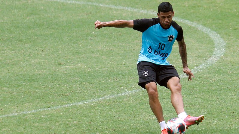 Raí, Iago André e Bernardo Valim vão reforçar Botafogo na Copinha? Lucio Flavio comenta possibilidade