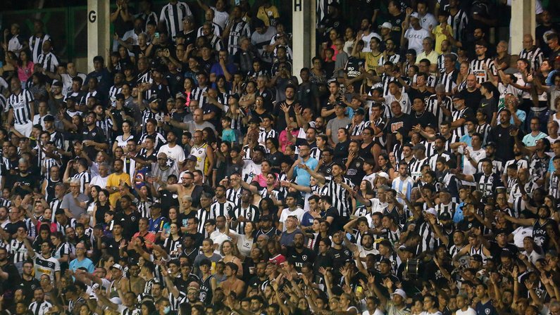 Botafogo x Madureira: ingressos à venda para jogo do Campeonato Carioca; sócios têm desconto