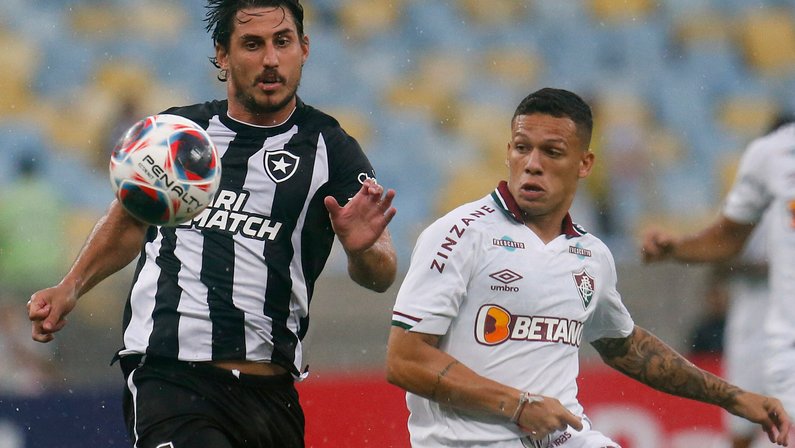 Comentaristas da ESPN levantam discussão sobre ‘segundo time do Rio’: ‘Fluminense é mais consistente, falta um molho ao Botafogo’