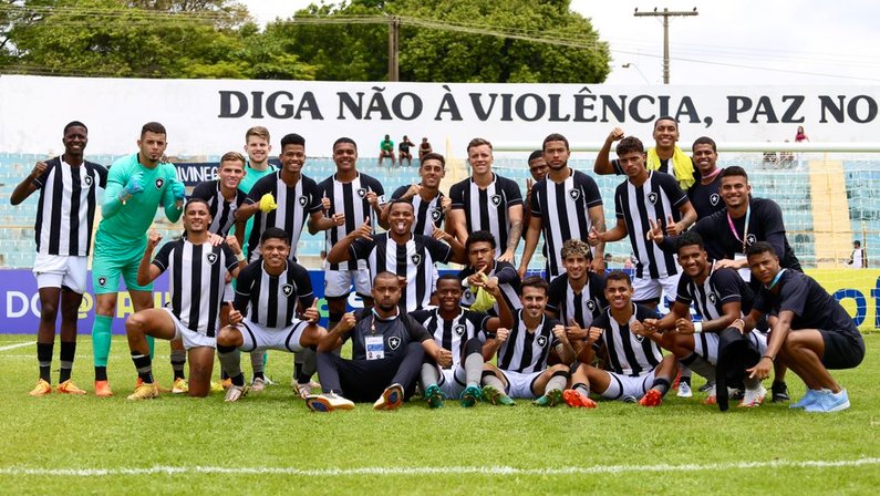 Análise: aspectos do ‘Botafogo Way’ já puderam ser observados na vitória do sub-20 sobre o São Carlos na Copinha