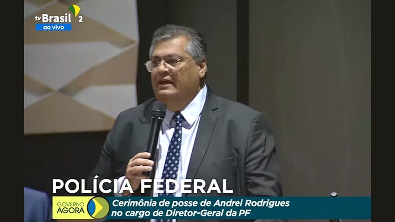 Flávio Dino, ministro da Justiça e Segurança Pública do governo Lula na posse do diretor-geral da Polícia Federal Andrei Rodrigues (10/1/2023)