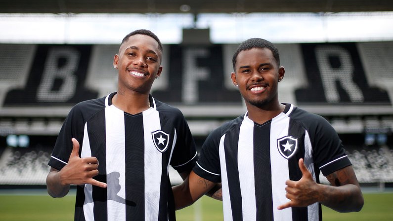 Botafogo anuncia duas contratações para o time B: Luis Phelipe, do Atlético-GO, e Eduardo Jesus, lateral-esquerdo ex-Bahia