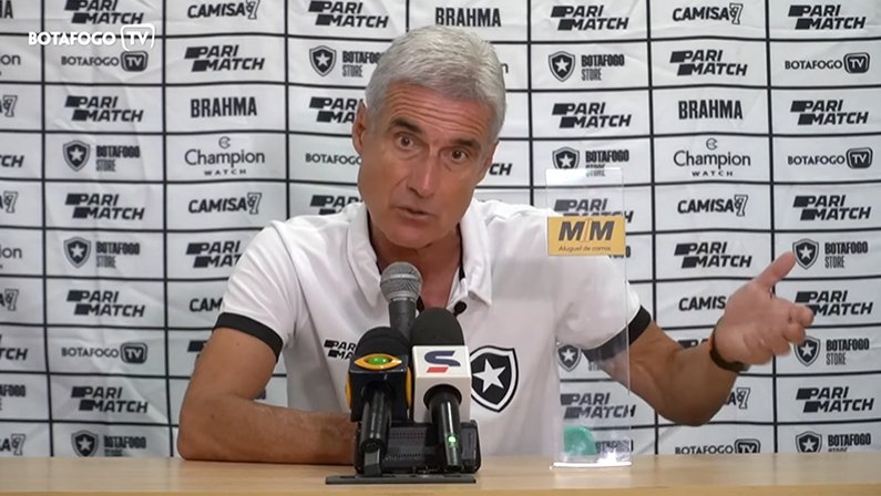 Luís Castro em Botafogo x Nova Iguaçu | Campeonato Carioca 2023