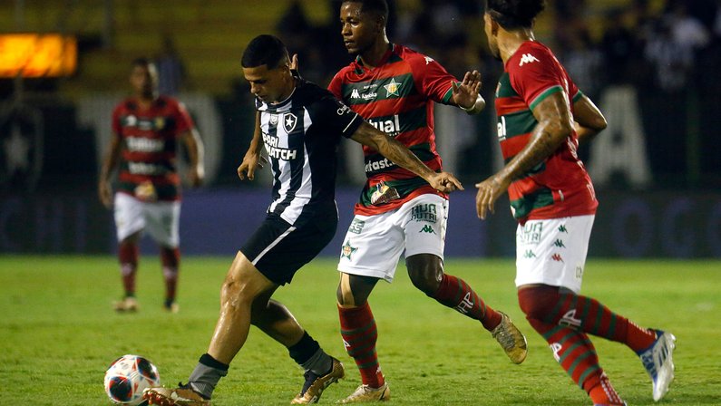 A eliminação foi o menor problema do Botafogo no Carioca