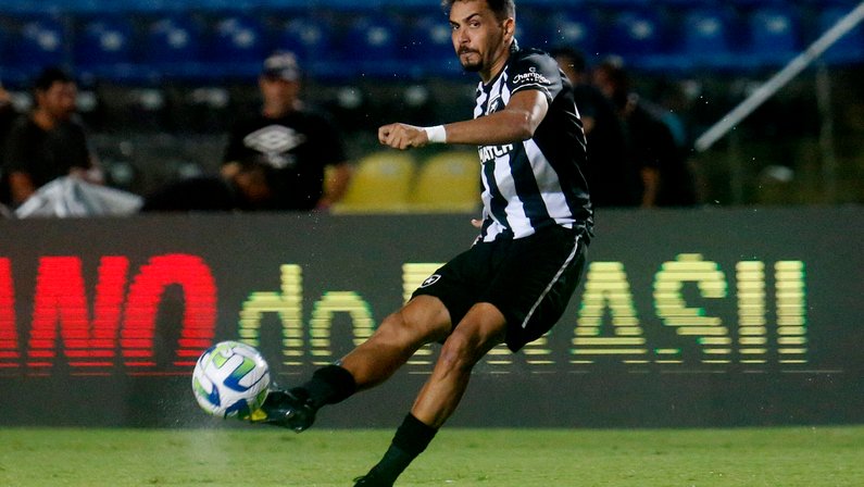 Pitacos: volta de Eduardo mostra como jogador de qualidade faz diferença; que venham reforços no Botafogo