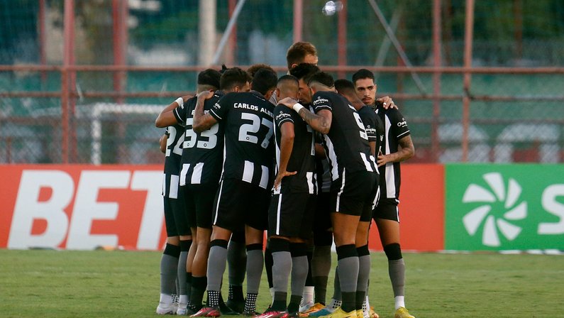 Análise: erros técnicos, falta de padrão de jogo e displicência; características do ‘futebol’ do Botafogo no empate com a Portuguesa