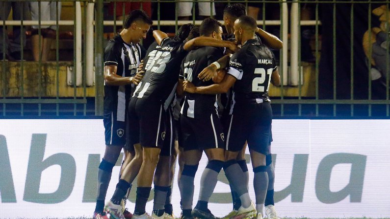 Botafogo encerra ‘pré-temporada’ e começa maratona; qual o saldo? Está pronto? Veja sequência de 22 jogos em três meses