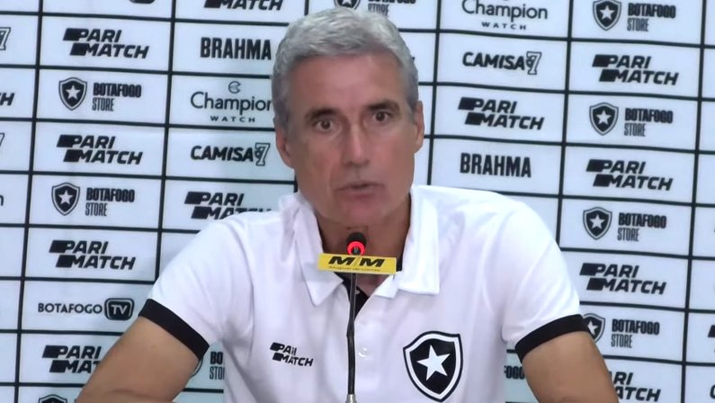 Luís Castro em Portuguesa x Botafogo | Taça Rio 2023
