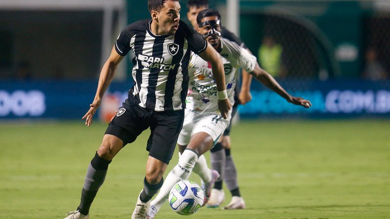 Paulo Nunes analisa primeira derrota do Botafogo no Brasileiro: ‘Foi bem abaixo individualmente. Alguns jogadores não renderam’