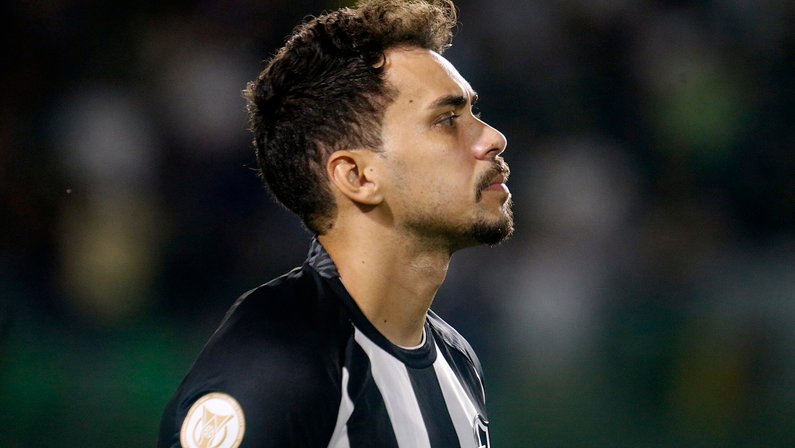 Pitacos: Botafogo perde, mas é importante não se deixar enganar e alinhar expectativa; time precisa de Eduardo render mais