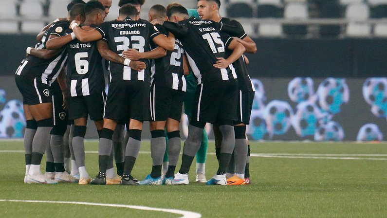 Botafogo tem 25,7% de chances de ser campeão brasileiro e 76,9% de chegar à Libertadores-2024
