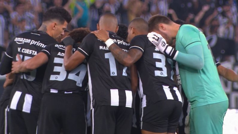 ATUAÇÕES FN: Tiquinho Soares e Adryelson são os melhores do Botafogo nos 90 minutos contra o Athletico-PR; faltou eficiência nos pênaltis