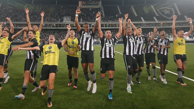 Elenco em Botafogo x Fluminense | Campeonato Brasileiro 2023