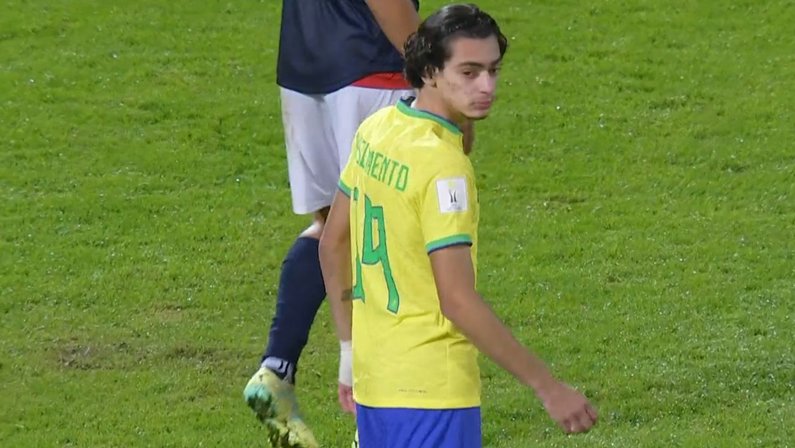 Matheus Nascimento, do Botafogo, com a Seleção Brasileira sub-20 no Mundial Sub-20