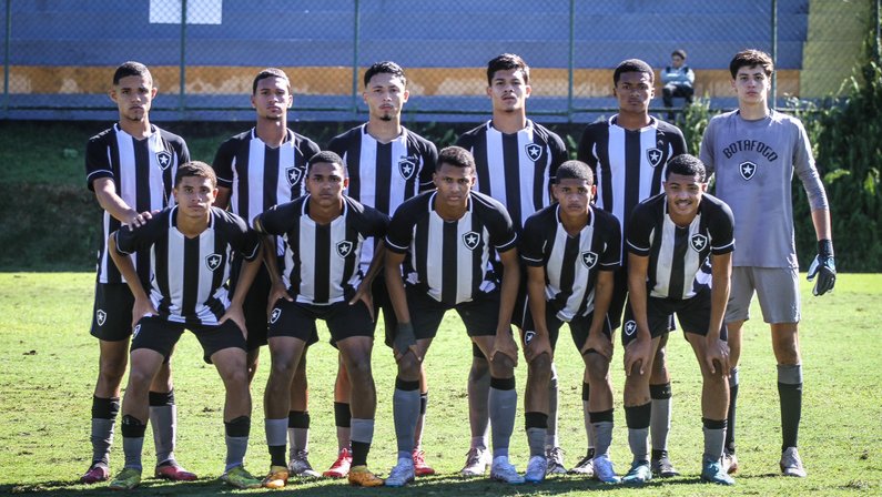 CBF define grupos e tabela do Brasileiro Sub-17; Botafogo estreia dia 5, em casa, contra o Corinthians