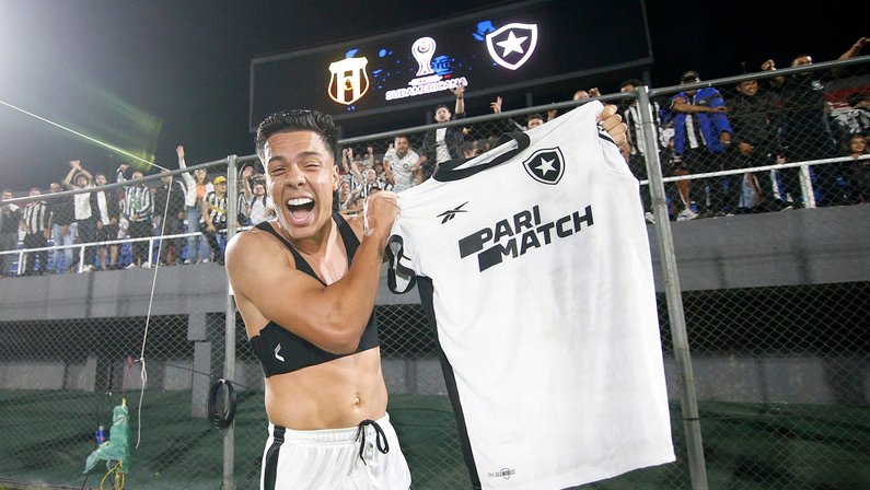 Cadê o Carlos Alberto? Não merece mais oportunidades no Botafogo?