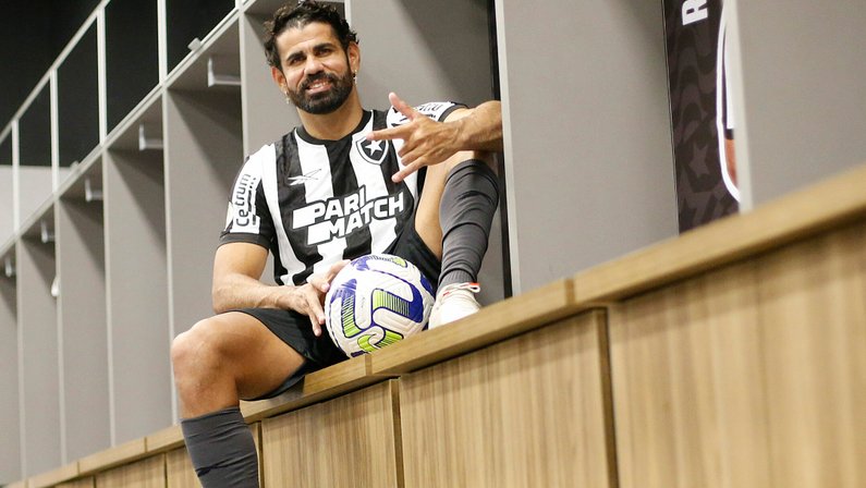 Botafogo solicita três trocas na lista da Sul-Americana para incluir Diego Costa, Mateo Ponte e Adamo