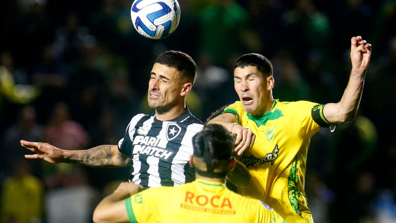 Comentaristas veem eliminação do Botafogo na Sul-Americana como algo já superado: ‘Tem coisa muito maior para ganhar’