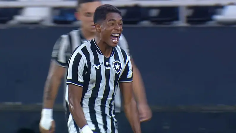 Gustavo Santiago em Botafogo x Flamengo | Campeonato Brasileiro Sub-17 2026
