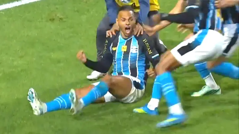 Gol de Martin Braithwaite em Coritiba x Grêmio | Campeonato Brasileiro 2026