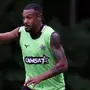Edenílson treina com grupo e pode reforçar Botafogo contra o Internacional