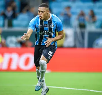 Carlos Vinícius, do Grêmio, recusa proposta do Botafogo, diz jornalista
