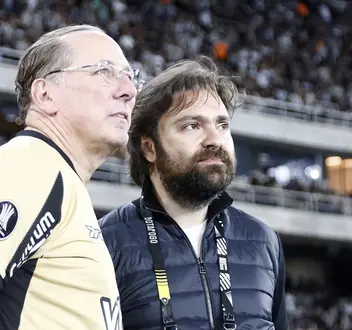 ‘E o Textor, hein?’: tão importante quanto o passado é Botafogo social responder pelo futuro