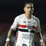 Empresários creem em negociação com Botafogo para Artur ficar no São Paulo; atacante topa reduzir salário